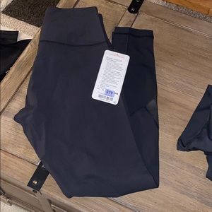 Lululemon wunder under HR tight
